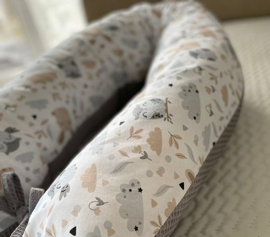 LOOLAY Stillkissen Waffelpique Seitenschläferkissen XXL Schwangerschaftskissen 170 cm Stillkissen + Bezug (Reißverschluss); Attmungsaktive WAFFEL + GLATT Baumwolle WEICH Stillkissen MUSTERN: HASE Beige/ GRAU, MINZE, WEIß, ROS Auslauf