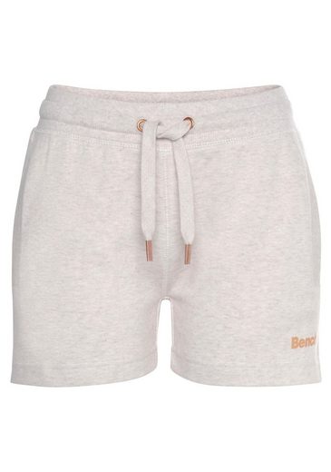 BENCH. LOUNGEWEAR Relaxshorts -Kurze Sweathose mit kurzen Seitenschlitzen und seitliche Taschen, Loungeanzug mehr Vierteljährliche Förderung