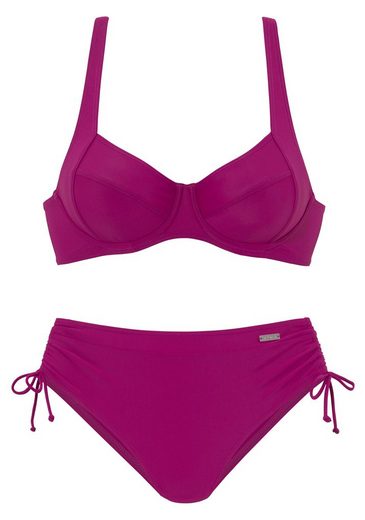LASCANA Bügel-Bikini mit seitlich geraffter Bikinihose mehr Bis zu 65% Rabatt