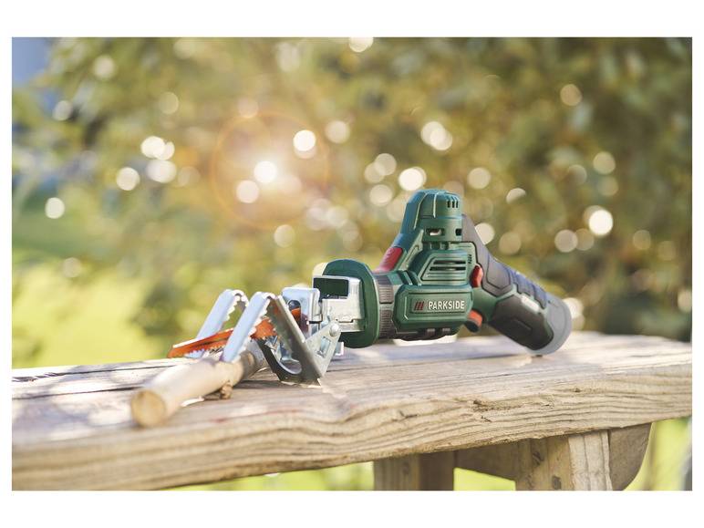 PARKSIDE® 12V Akku-Astsäge »PAAS 12 A2«, ohne Akku und Ladegerät Bestseller