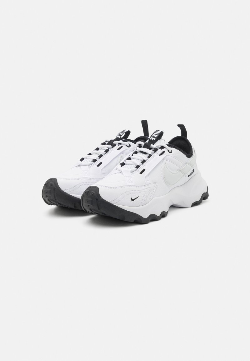Nike Sportswear Nike Sportswear TC 7900 - Trainers Letzte 3 Tage