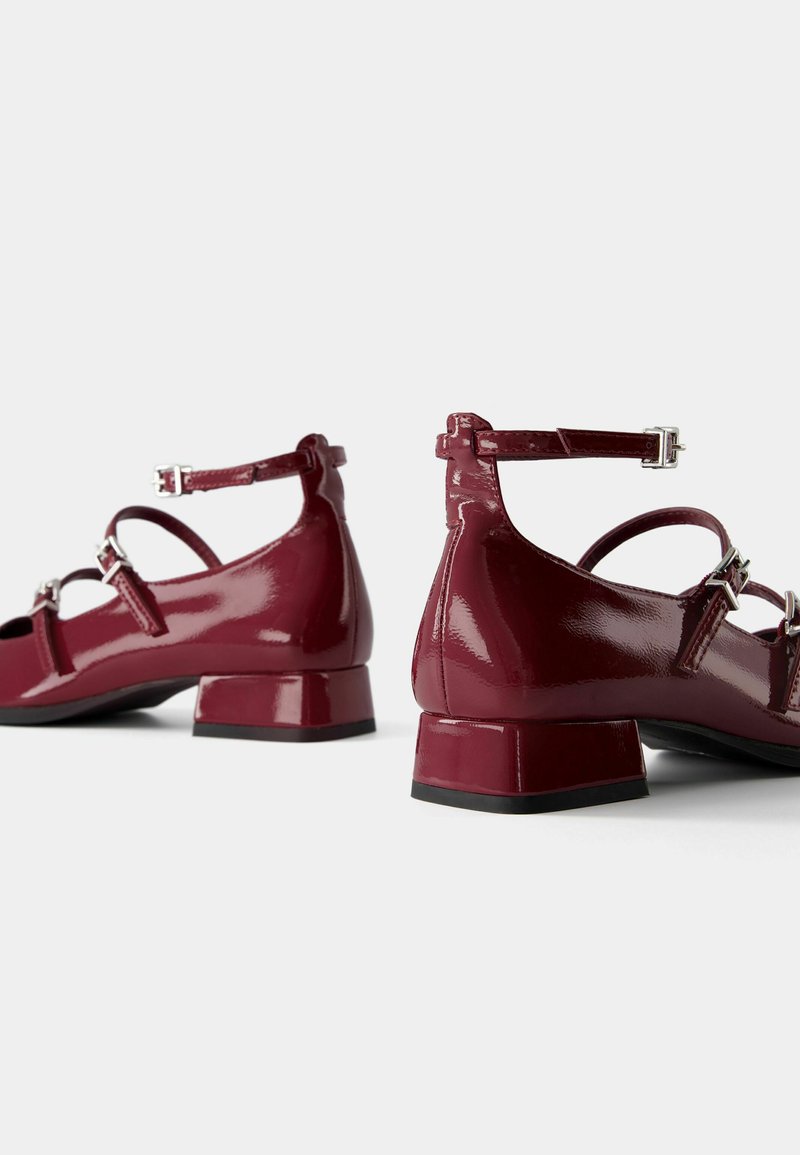 Bershka Bershka MARY JANES - Ankle strap ballet pumps - dark red Letzte 2 Tage