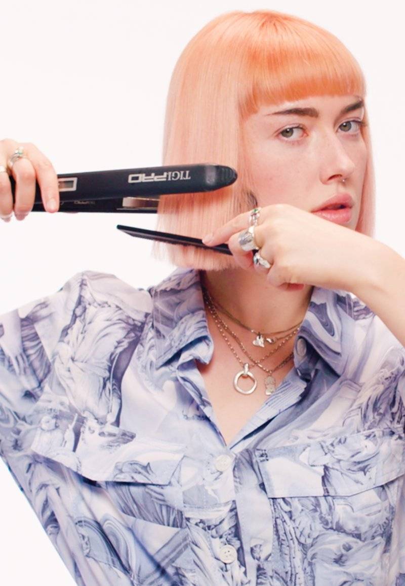 Tigi Tigi BED HEAD STRAIGHTEN OUT - Hair styling Begrenztes Angebot