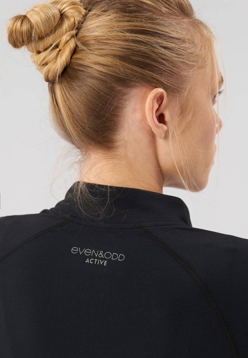 Even&Odd active Even&Odd active SUPER SOFT COTTON TOUCH - Training jacket - black Osterangebot