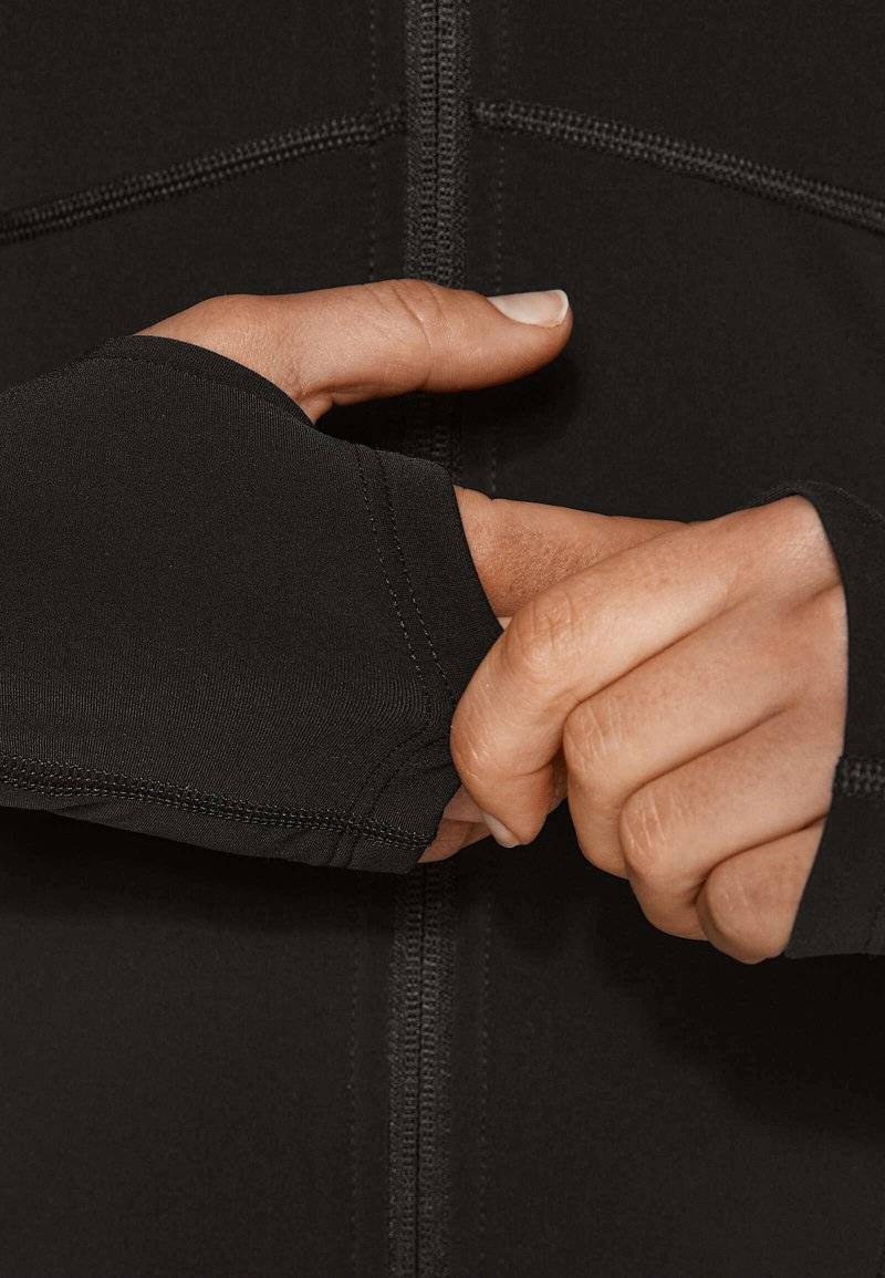OYSHO OYSHO WARMTH COMFORTLUX TECHNICAL - Training jacket - black Räumungsverkauf