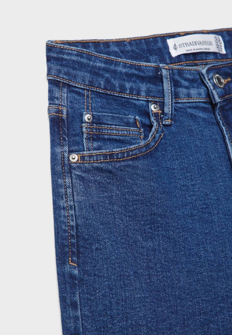 Stradivarius Stradivarius MOM - Relaxed fit jeans - raw denim Neueste Stile