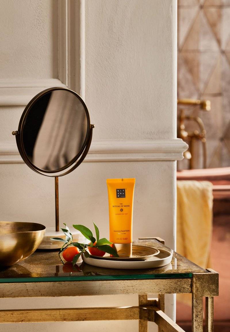 Rituals Rituals RECOVERY HAND BALM THE RITUAL OF MEHR - CITRUS / WOODY - SWEET ORANGE & CEDARWOOD - Hand cream Muttertagsangebot