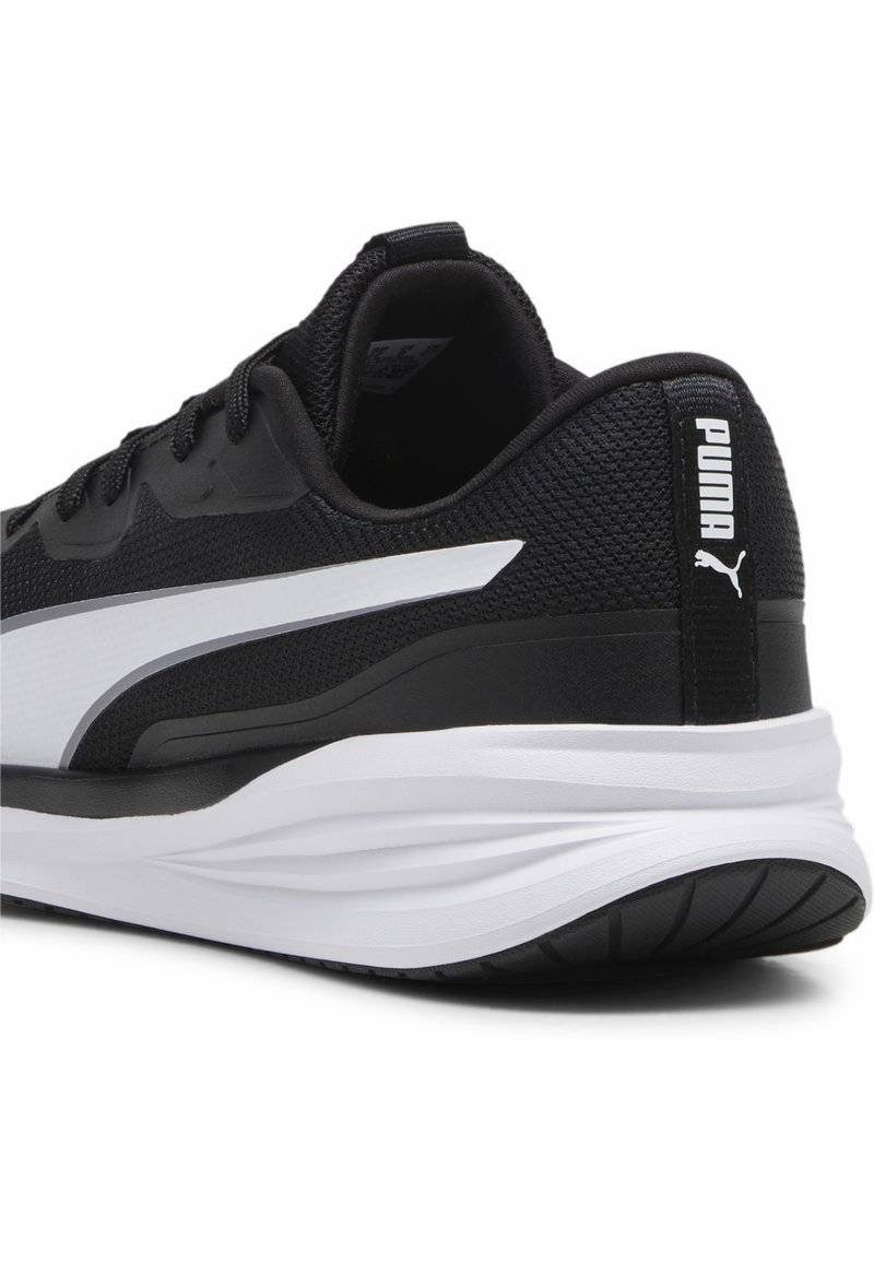 Puma Puma NIGHT RUNNER - Stability running shoes - black white im Angebot