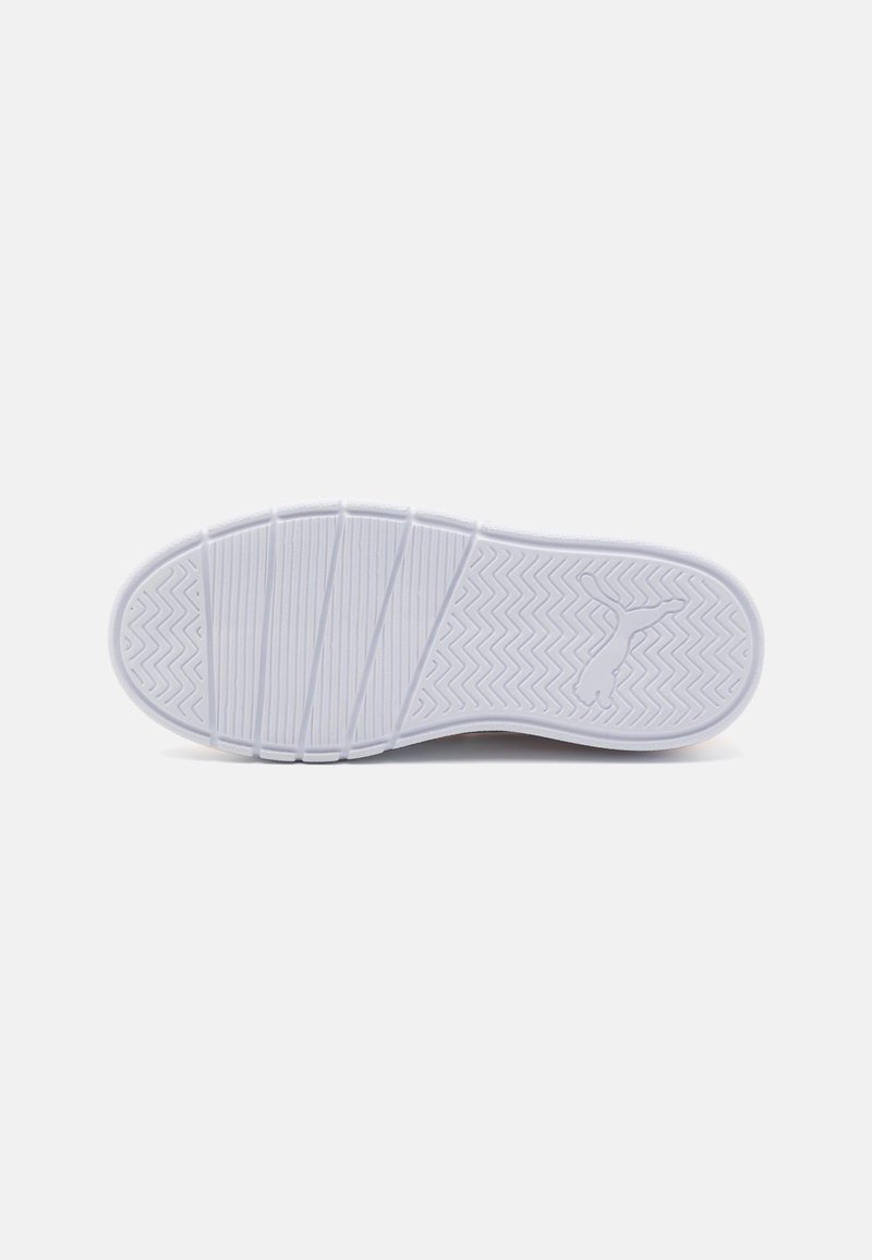 Puma Puma COURTFLEX UNISEX - Neutral running shoes Versandkostenfrei