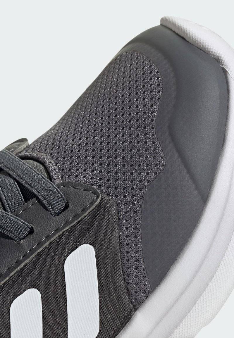 adidas Performance adidas Performance TENSOR 2.0 KIDS - Neutral running shoes - grey four cloud white core black Exklusivangebot