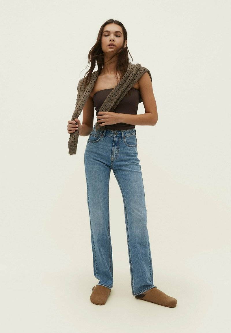 Stradivarius Stradivarius VINTAGE - Straight leg jeans - light blue denim Sonderangebot der Fabrik