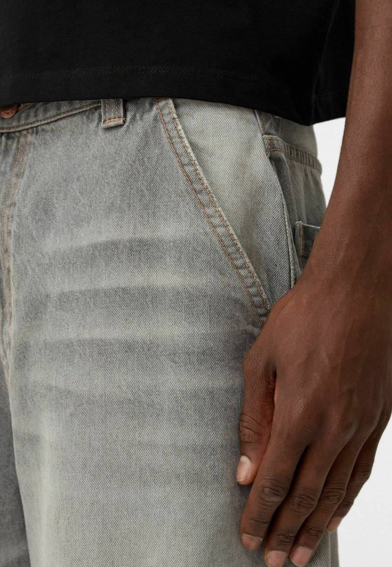 Bershka Bershka Relaxed fit jeans - light grey Vierteljährliche Förderung