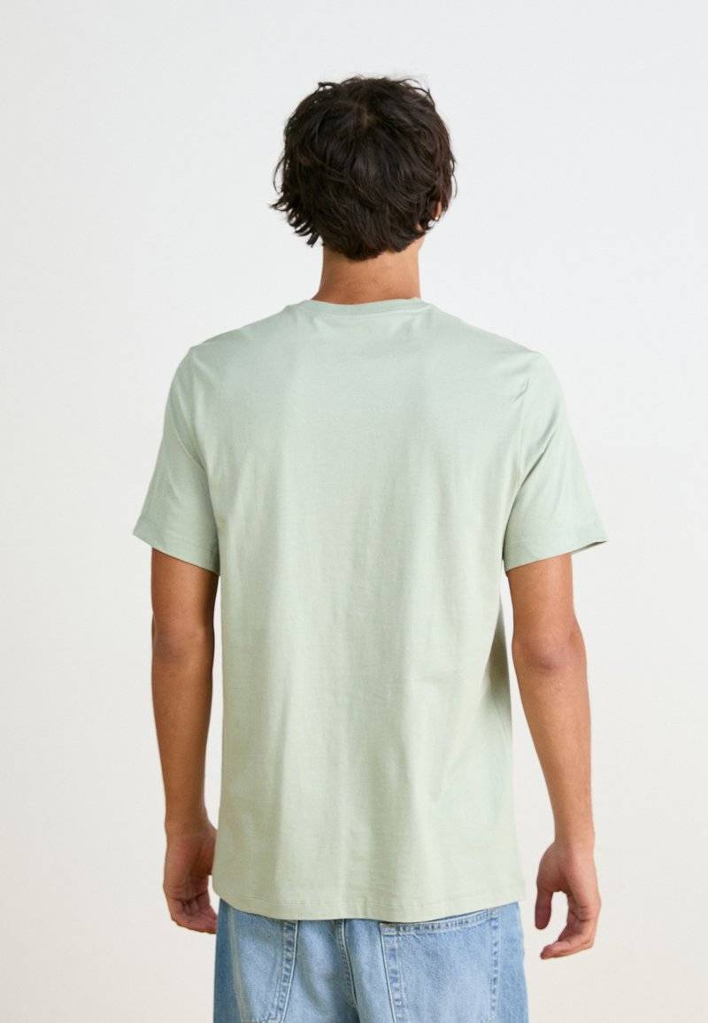 Nike Sportswear Nike Sportswear CLUB TEE - Basic T-shirt - mint Clearance-Verkauf