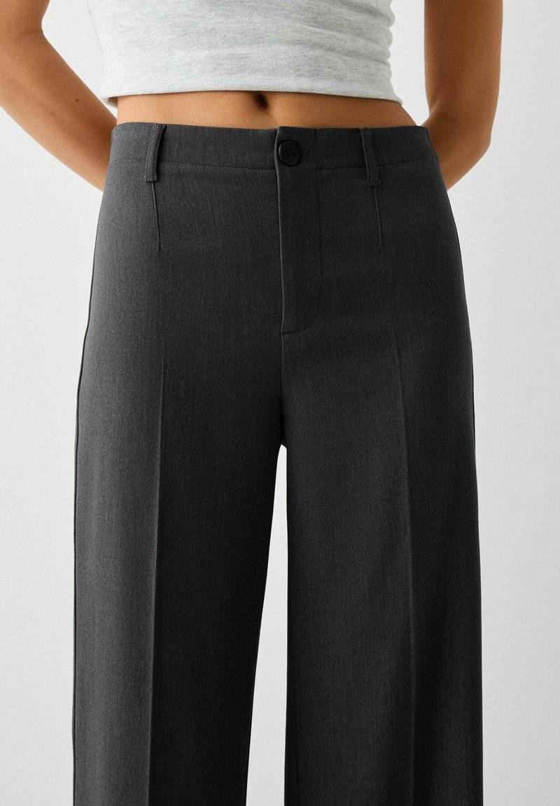 Bershka Bershka WIDE TAILORED - Trousers - mottled dark grey Speichern exportieren