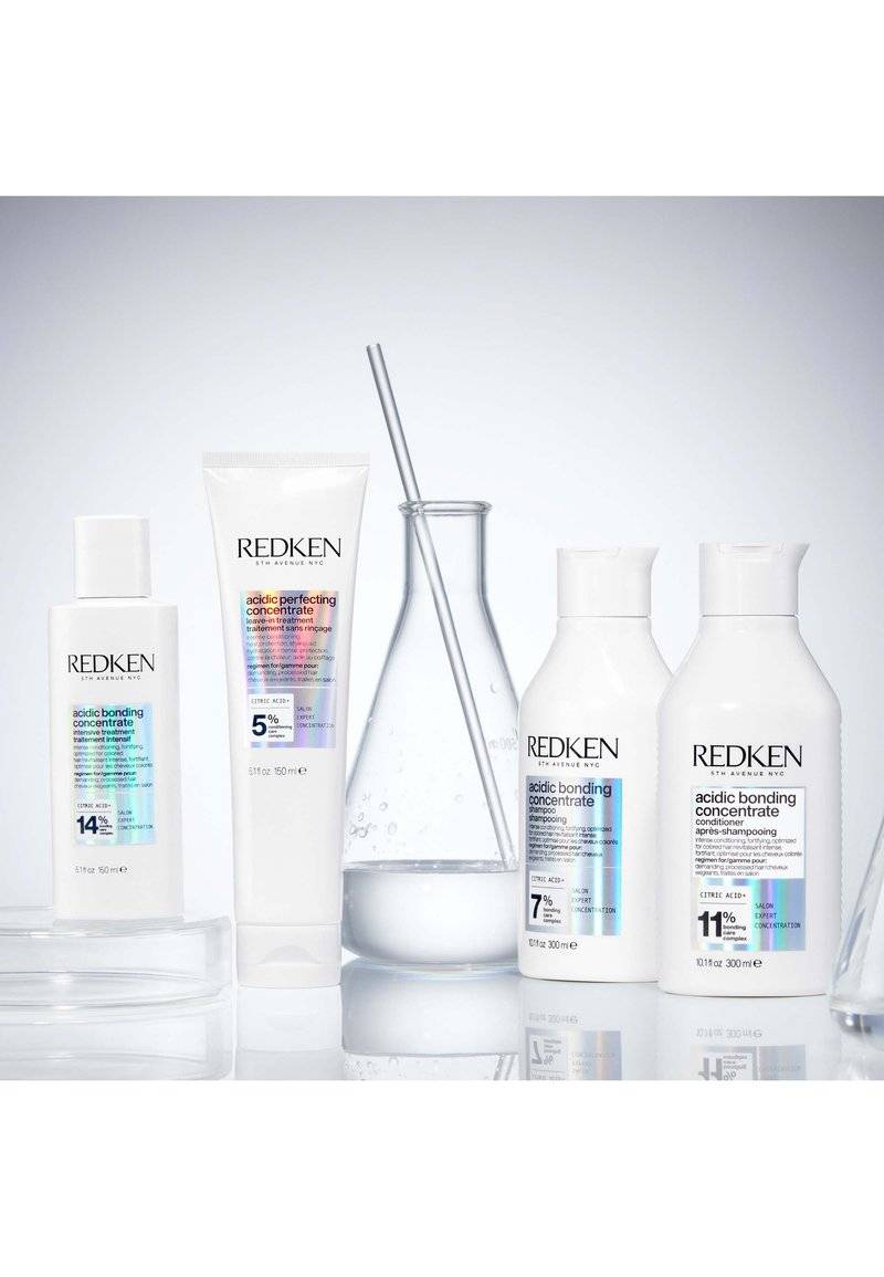 Redken Redken ACIDIC BONDING CONCENTRATE CONDITIONER | STRENGTH REPAIR, INTENSE CONDITIONING AND COLOR PROTECTION FOR DAMAGED HAIR - Conditioner Große Rabatte
