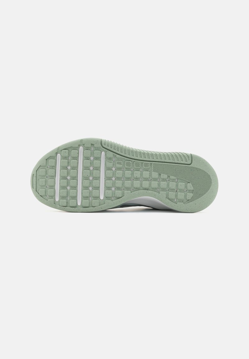 Nike Performance Nike Performance MC TRAINER 3 - Training shoe Neuheiten