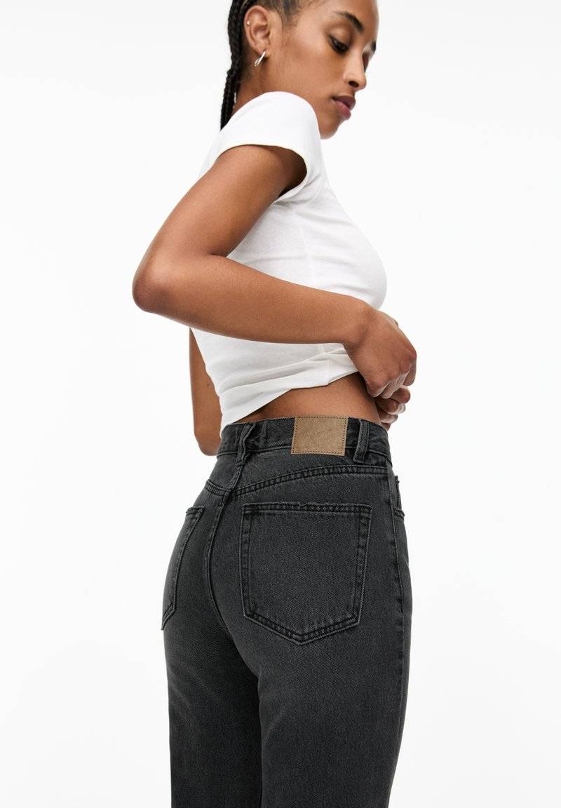 PULL&BEAR PULL&BEAR MOM - Slim fit jeans - dark grey Letzte 2 Tage