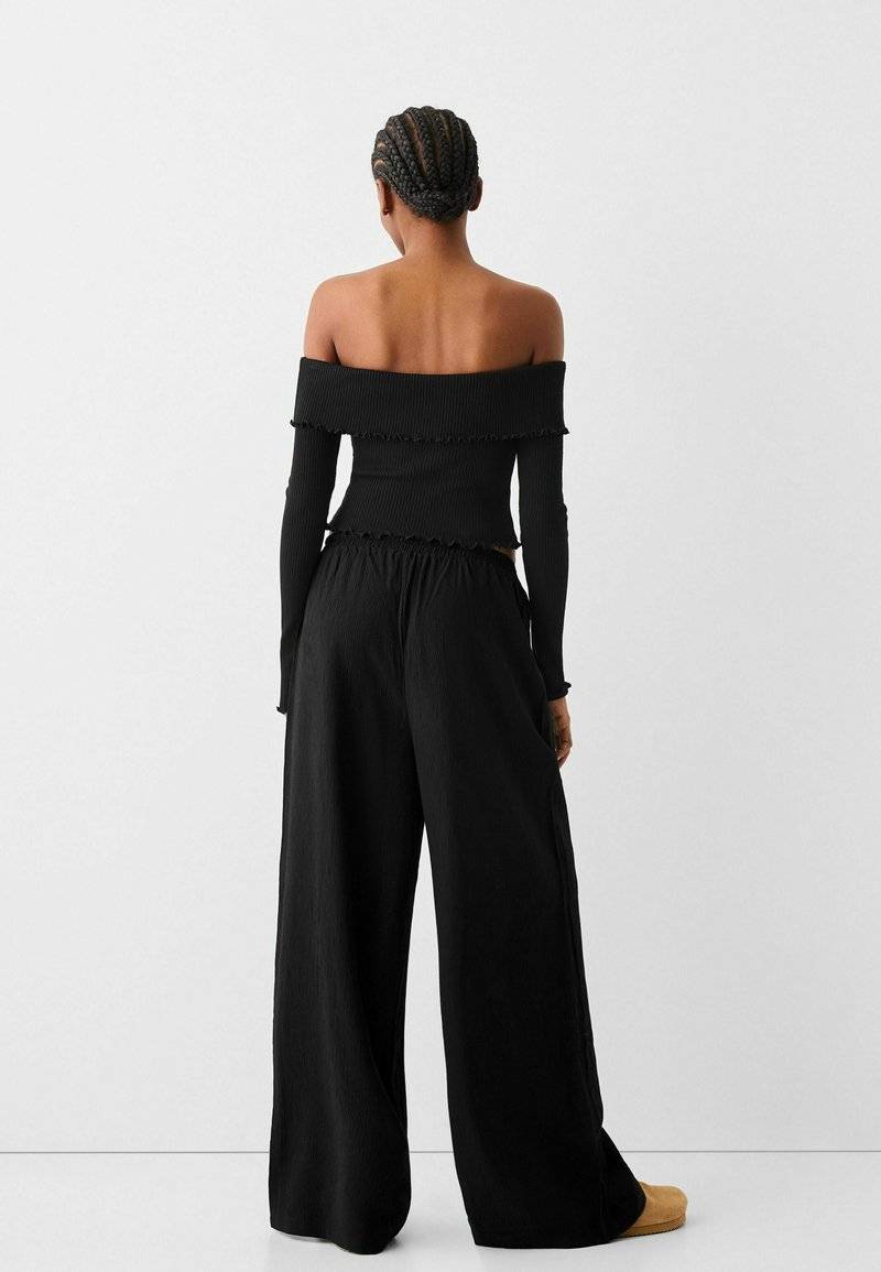 Bershka Bershka Trousers - black Bis zu 55% Rabatt