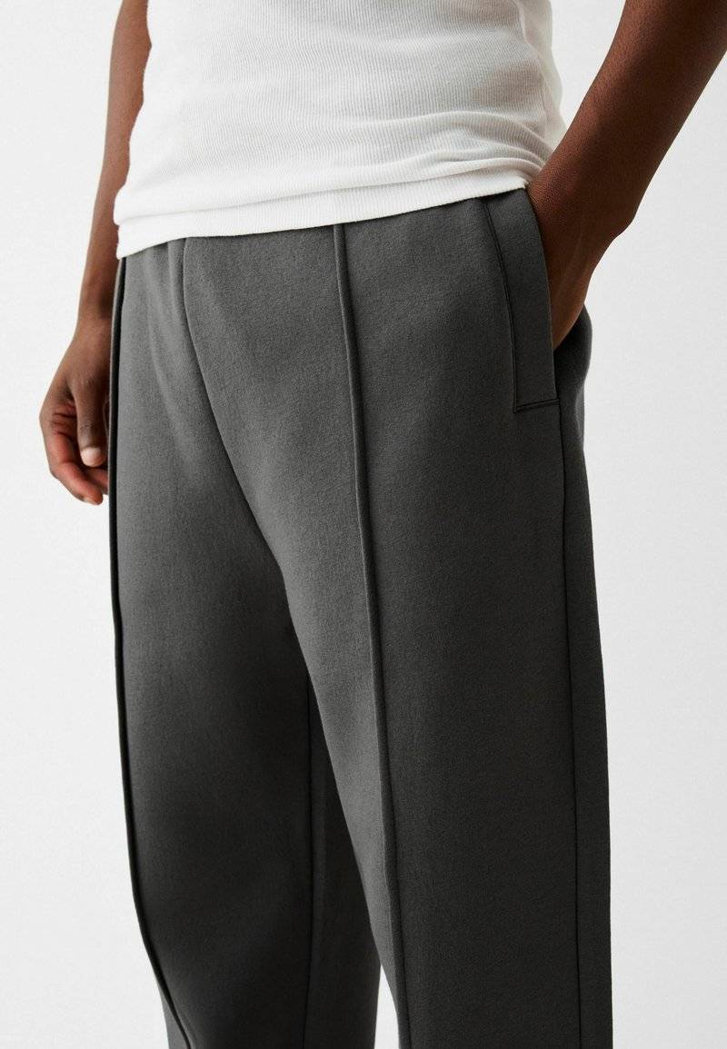 Bershka Bershka WIDE - Tracksuit bottoms - dark grey Clearance-Verkauf