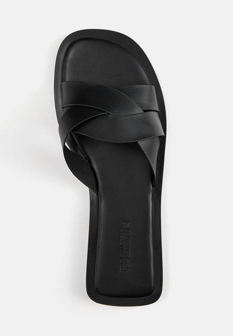 PULL&BEAR PULL&BEAR CRISSCROSS - Mules - black Top Angebot