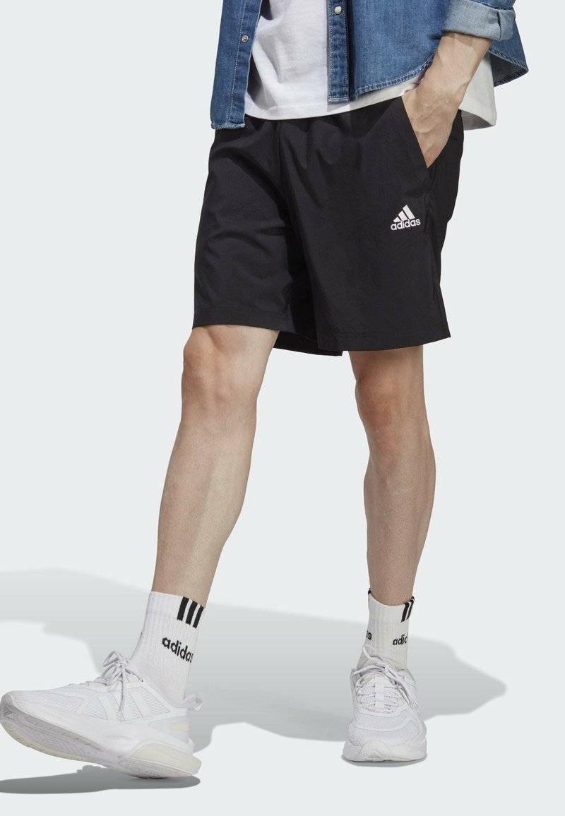 adidas Sportswear adidas Sportswear AEROREADY ESSENTIALS CHELSEA SMALL - Sports shorts - black