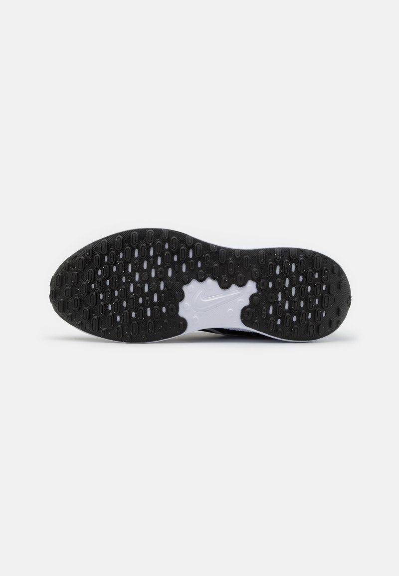 Nike Performance Nike Performance REVOLUTION 7 - Competition running shoes Letzte 2 Tage