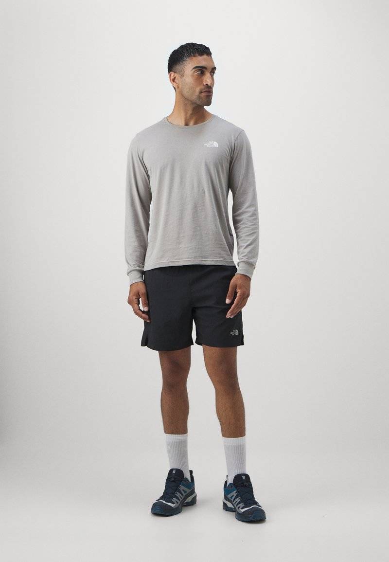 The North Face The North Face 24/7 SHORT - Sports shorts - black Sonderangebot der Fabrik