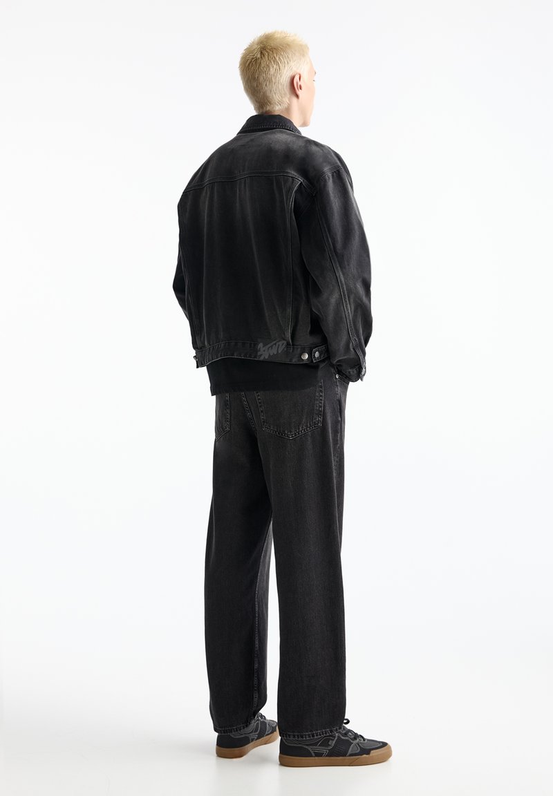 PULL&BEAR PULL&BEAR BAGGY FIT - Straight leg jeans - black Im Verkauf