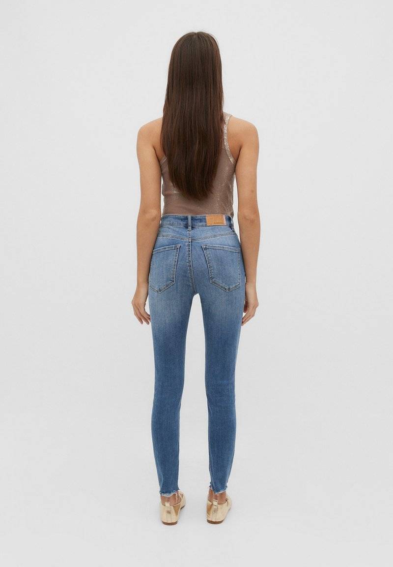 Stradivarius Stradivarius Jeans Skinny Fit - blue denim Meist gekauft