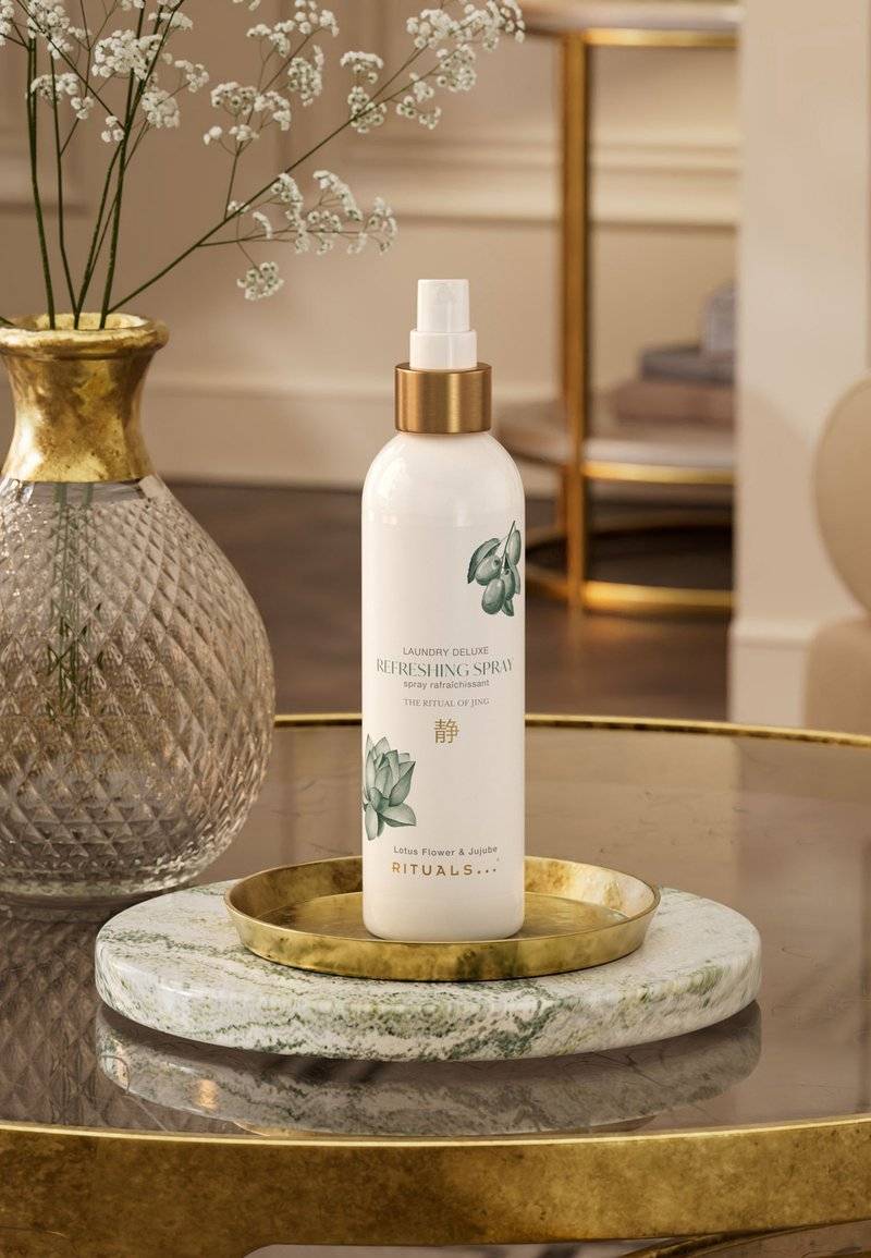 Rituals Rituals REFRESHING SPRAY ROOM & TEXTILE - THE RITUAL OF JING - JUJUBE & LOTUS - Home fragrance Saisonschlussverkauf