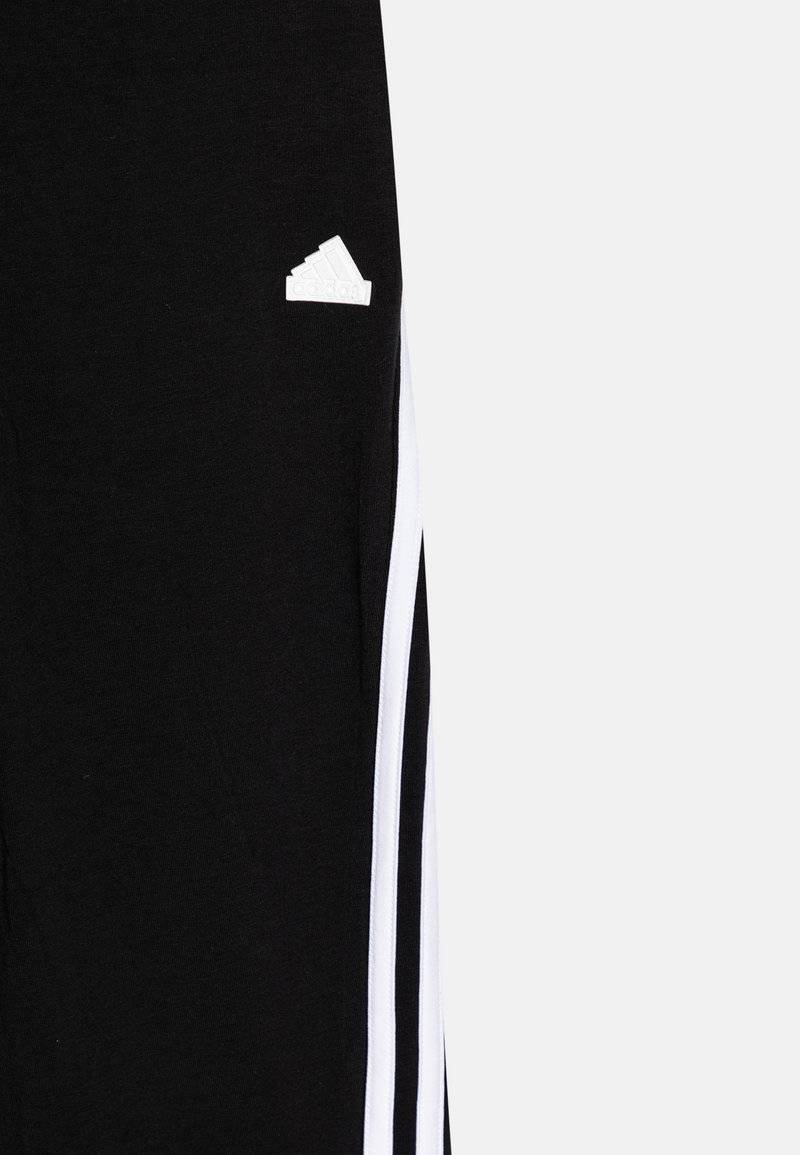 adidas Performance adidas Performance FUTURE ICON 3-STRIPES FLARED - Tracksuit bottoms Kauf eins, bekomm eins gratis