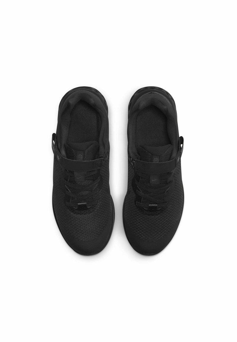 Nike Performance Nike Performance NIKE REVOLUTION 6 FLYEASE (GS - Neutral running shoes - black dark smoke grey black Bis zu 55% Rabatt