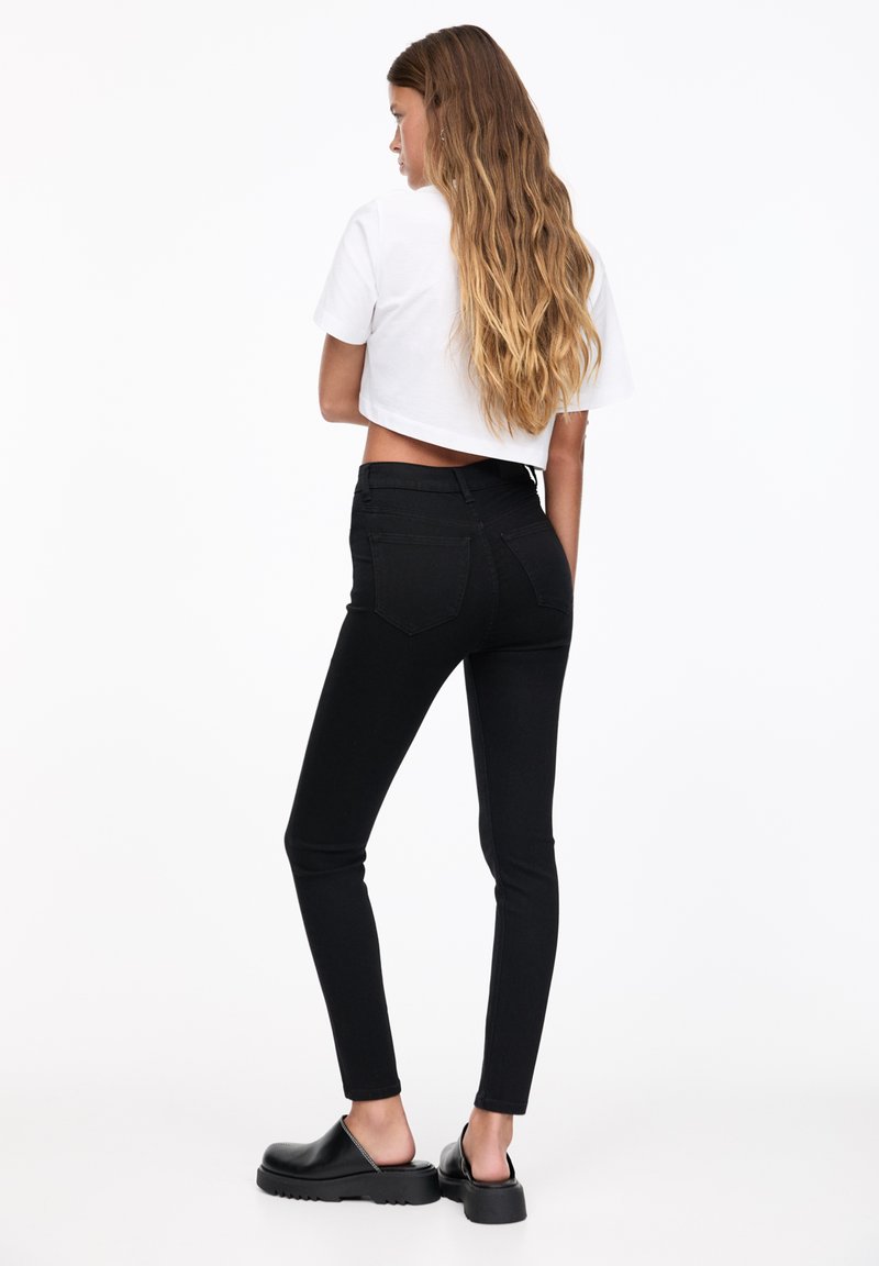 PULL&BEAR PULL&BEAR HIGH WAIST - Jeans Skinny Fit - black Wochenangebot