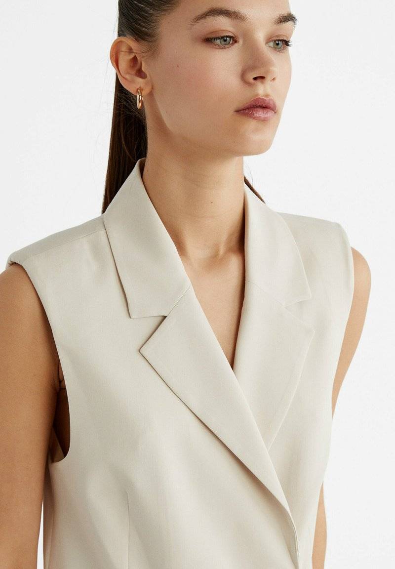 Stradivarius Stradivarius Waistcoat - white Kostenlose Rückgabe
