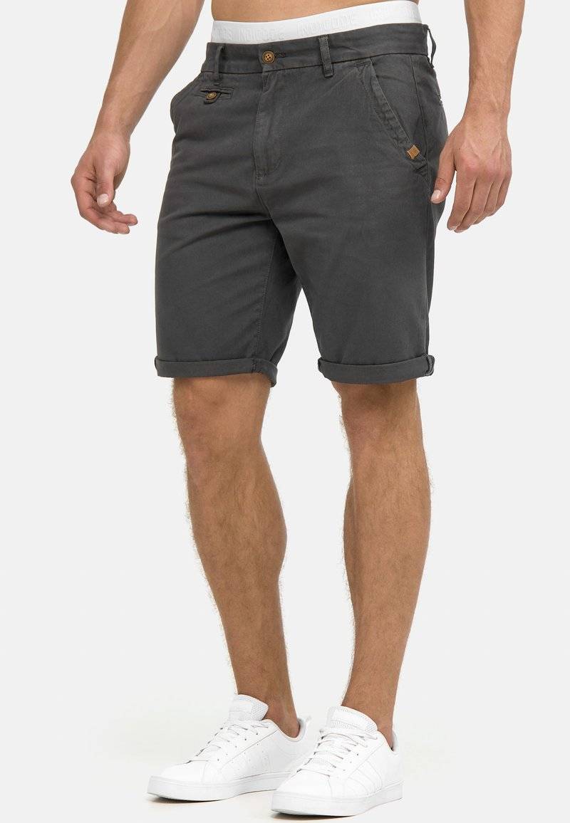 INDICODE JEANS INDICODE JEANS CUBA - Shorts - raven Letzter Tag