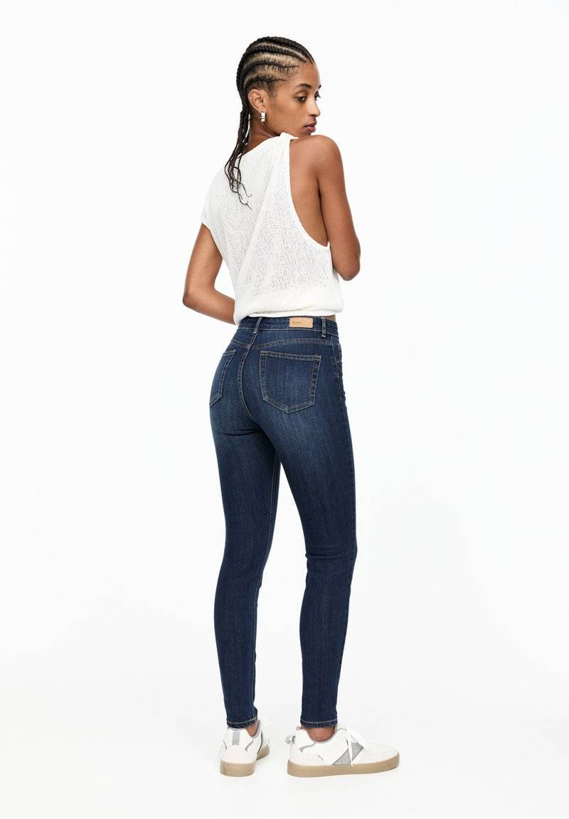 PULL&BEAR PULL&BEAR MID-RISE - Jeans Skinny Fit - dark blue Bis zu 65% Rabatt