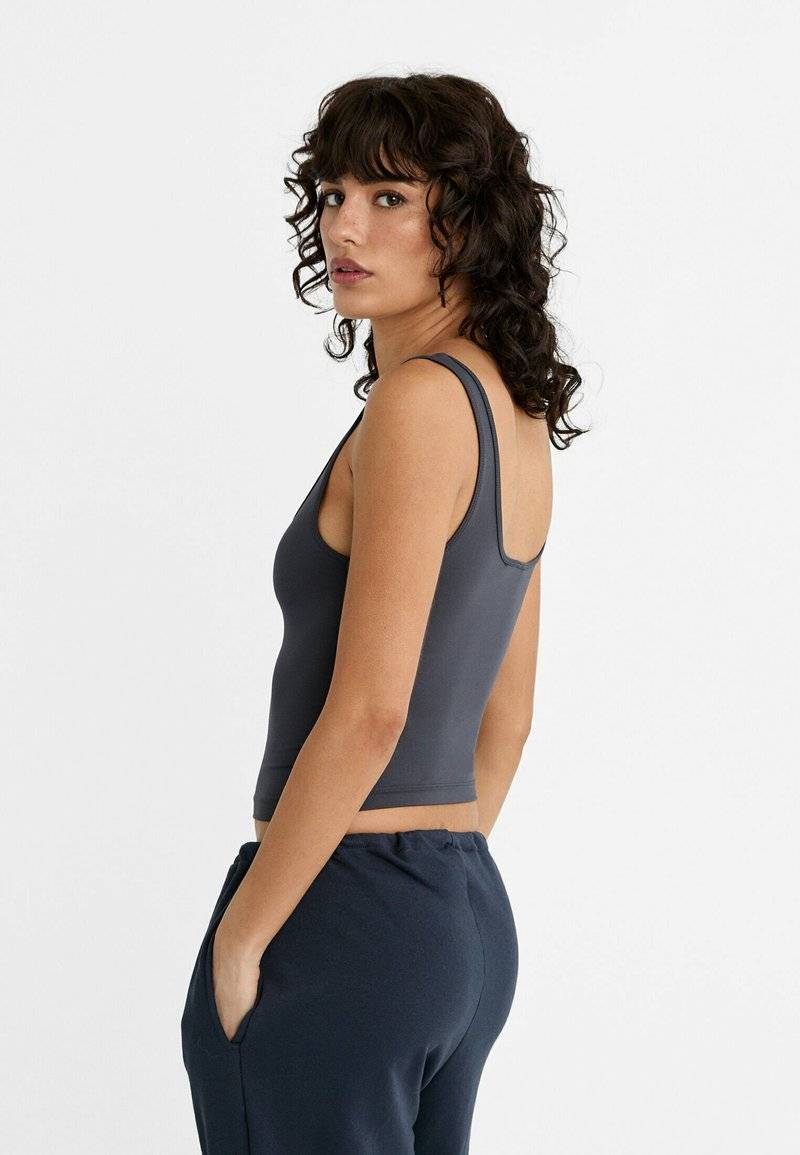 Stradivarius Stradivarius Top - dark blue Riesige Rabatte