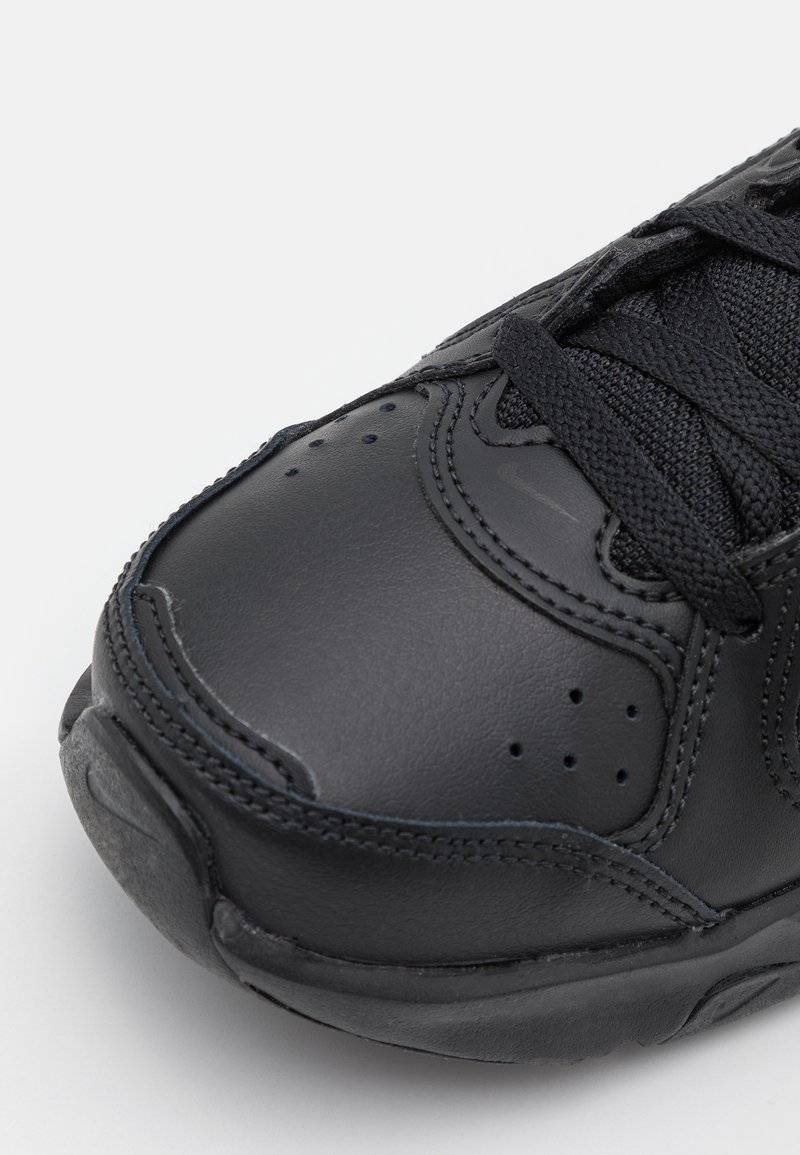 Nike Performance Nike Performance NIKE DEFYALLDAY - Training shoe - black Fabrikladen
