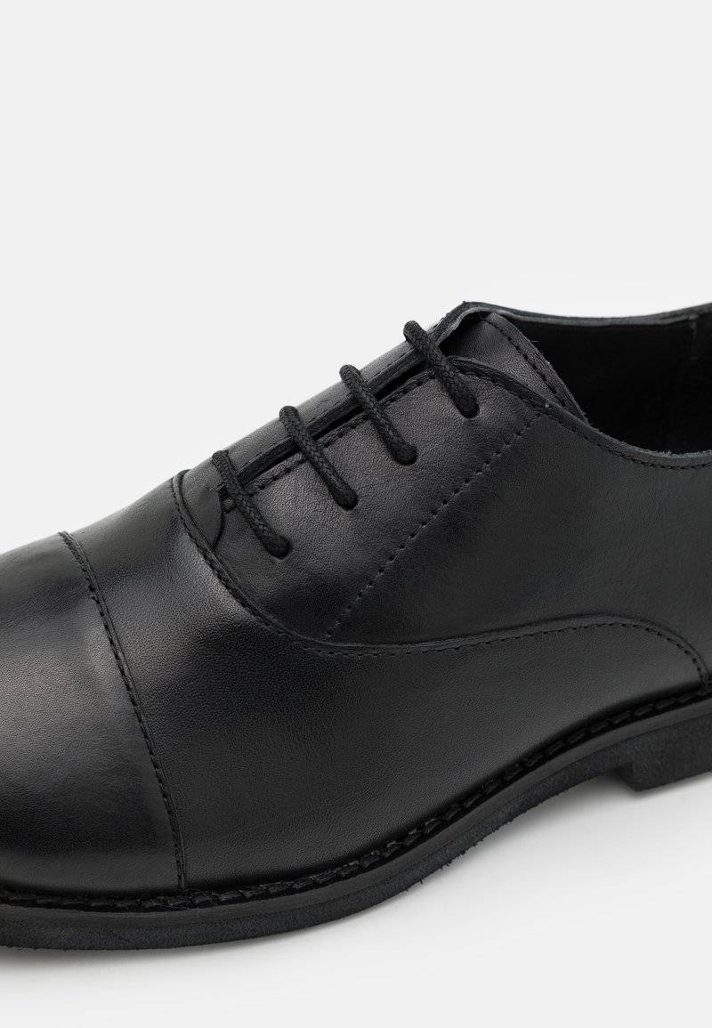 Friboo Friboo LEATHER - Lace-ups - black Weihnachtsangebot