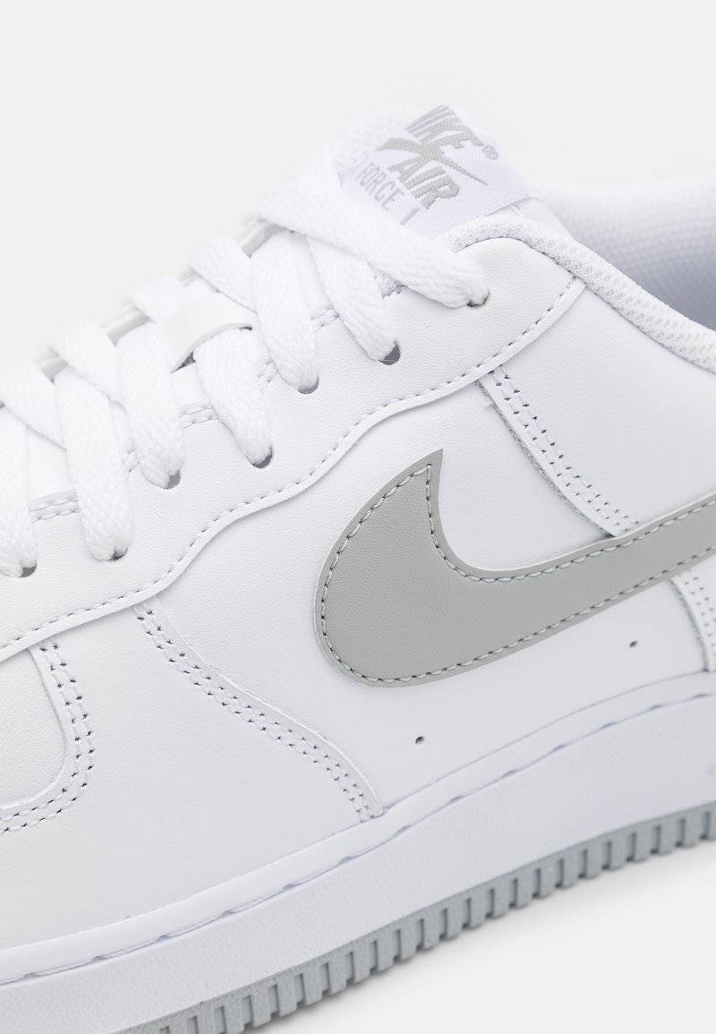 Nike Sportswear Nike Sportswear AIR FORCE 1 '07 - Trainers Jubiläumsangebot