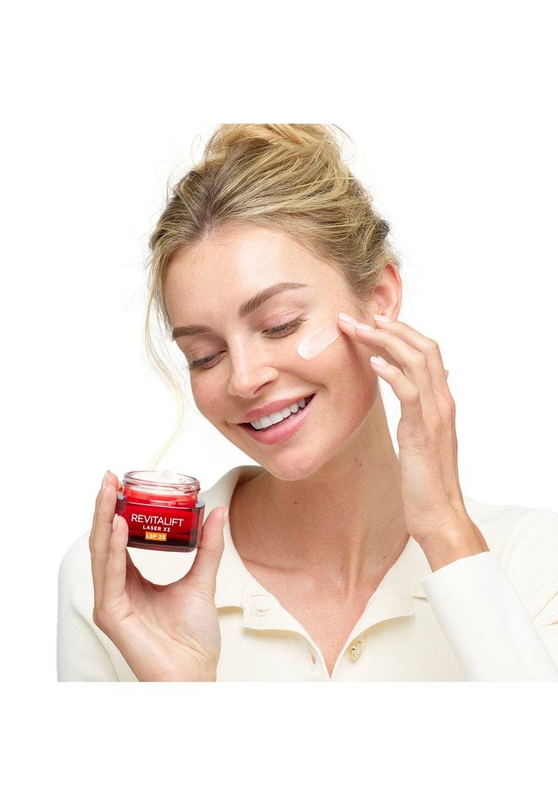 L'Oréal Paris Skin L'Oréal Paris Skin REVITALIFT LASER DAYCREAM LSF25 - Face cream Bis zu 50% Rabatt