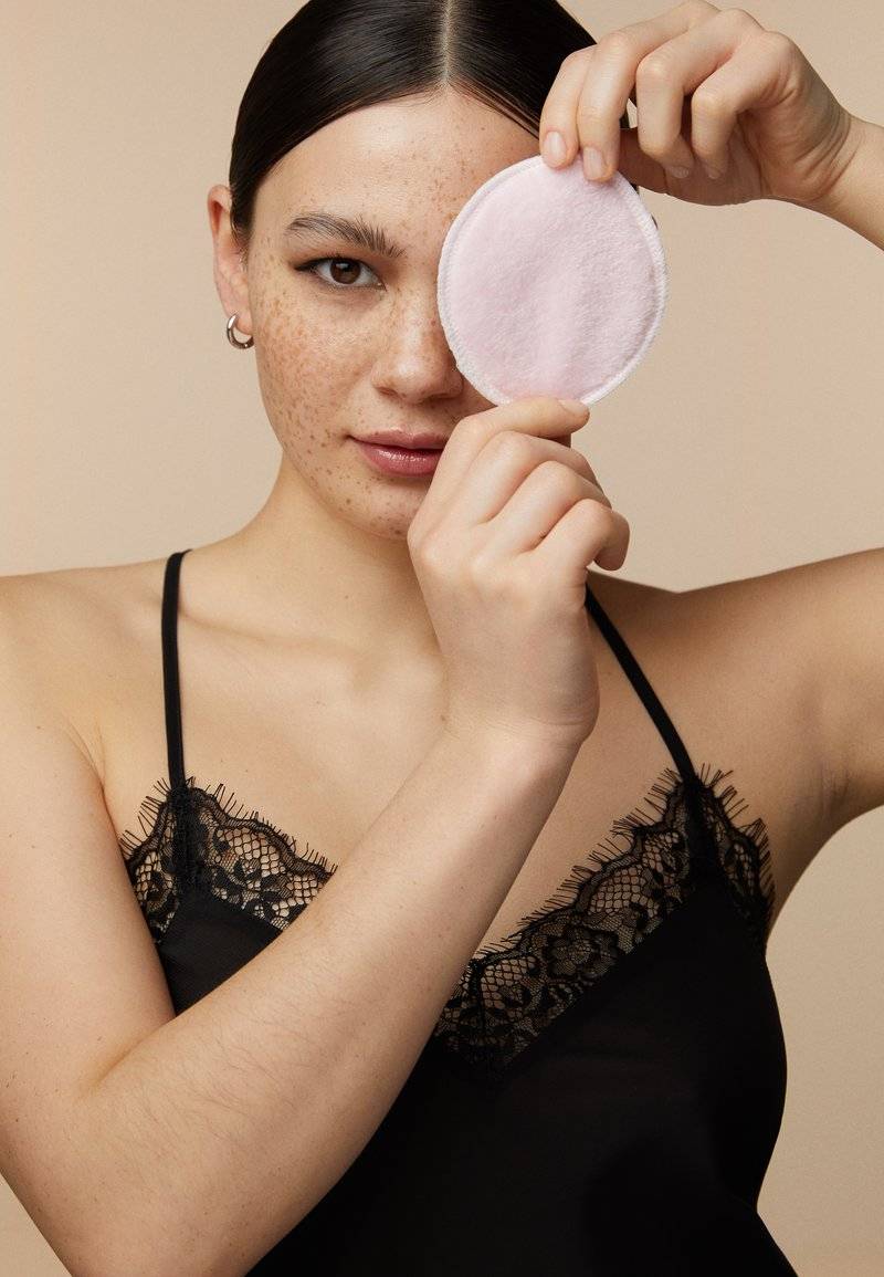 Garnier Garnier SKINACTIVE ECO PADS - Skincare tool Bis zu 65% Rabatt