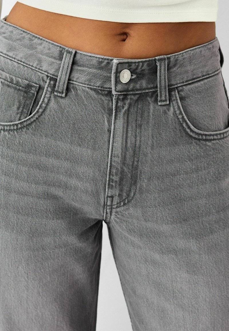 Bershka Bershka Flared Jeans - mottled dark grey 50% Rabatt mit kostenlosem Versand