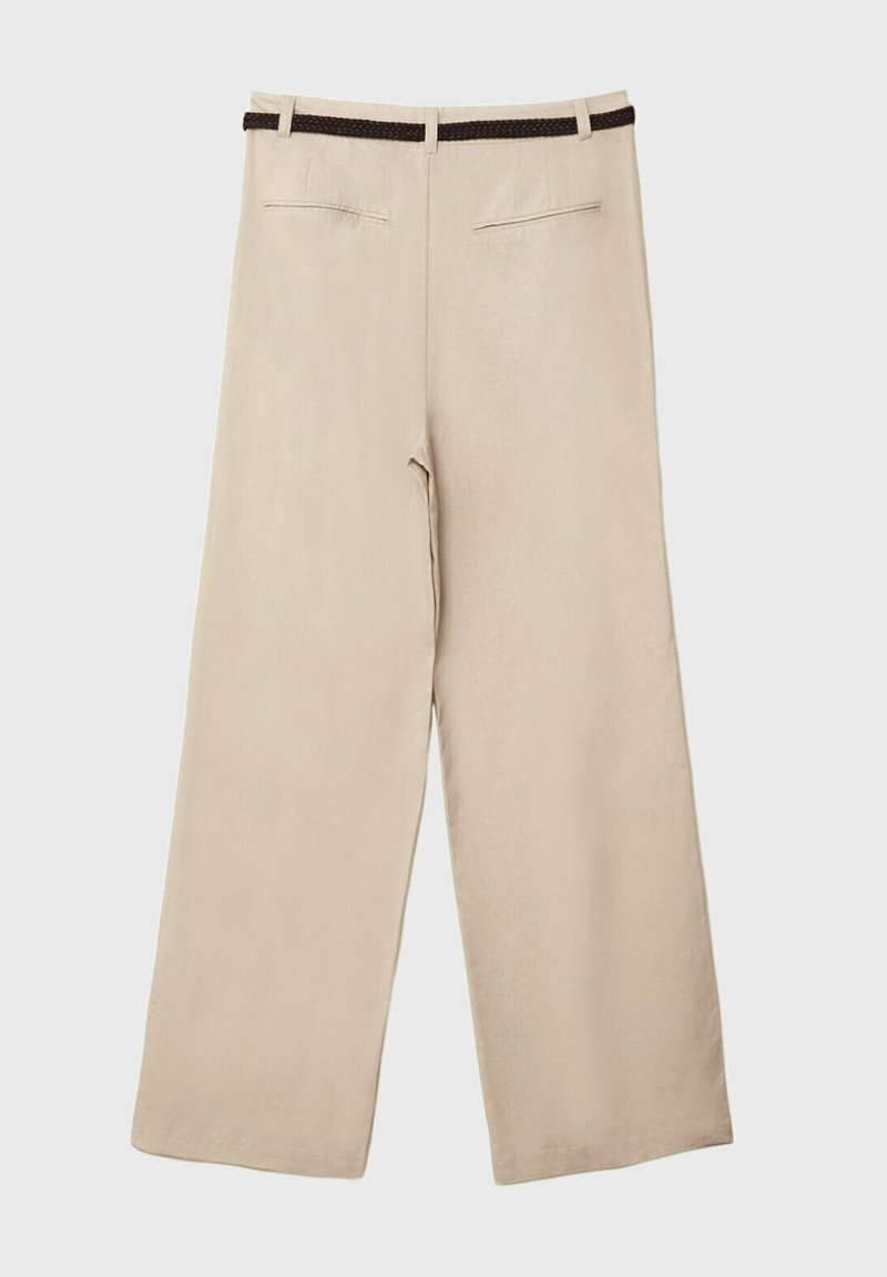 Stradivarius Stradivarius WITH BELT - Trousers - beige Clearance-Verkauf