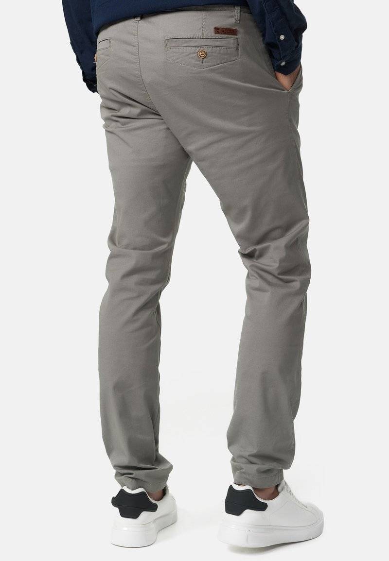 INDICODE JEANS INDICODE JEANS CHERRY - Chinos - light grey Rabatte dieses Monats
