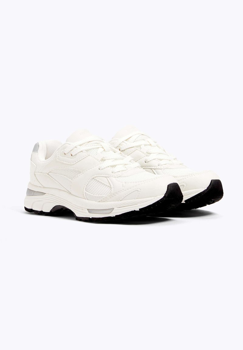 OYSHO OYSHO RETRO RUNNING - Training shoe - white Online Shopping