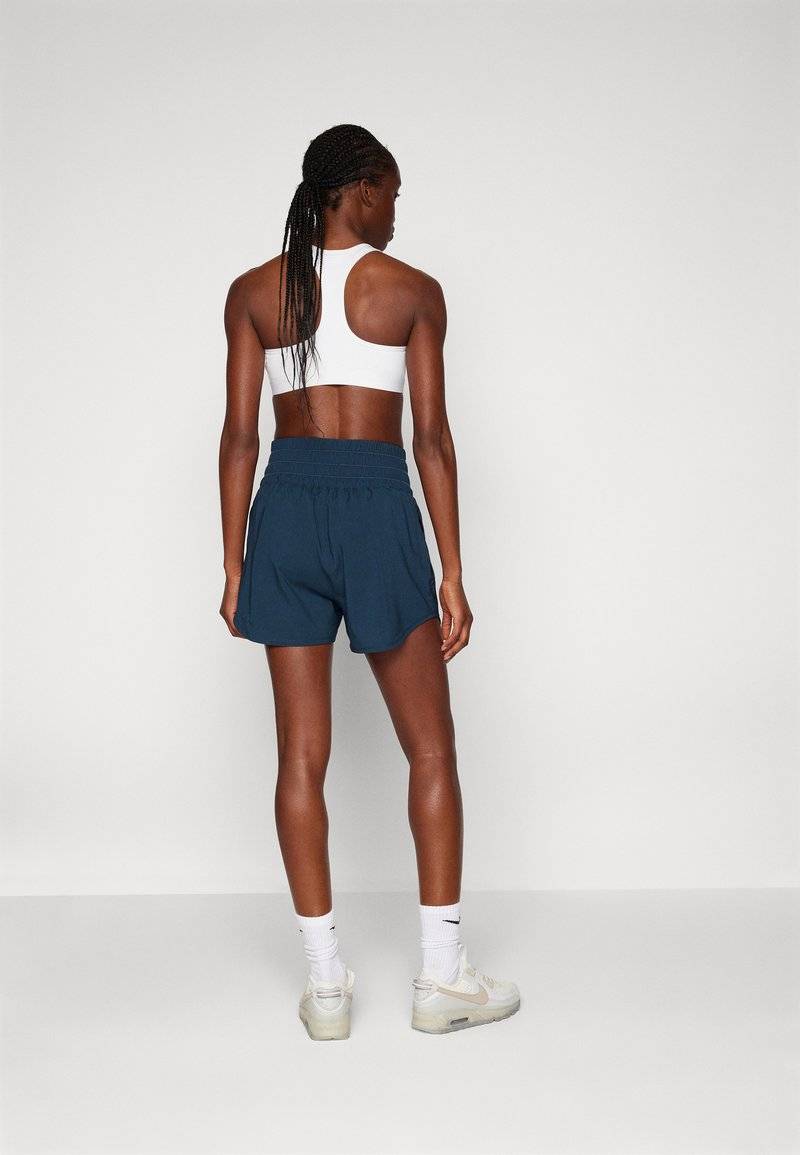 Nike Performance Nike Performance ONE - Sports shorts Saisonschlussverkauf