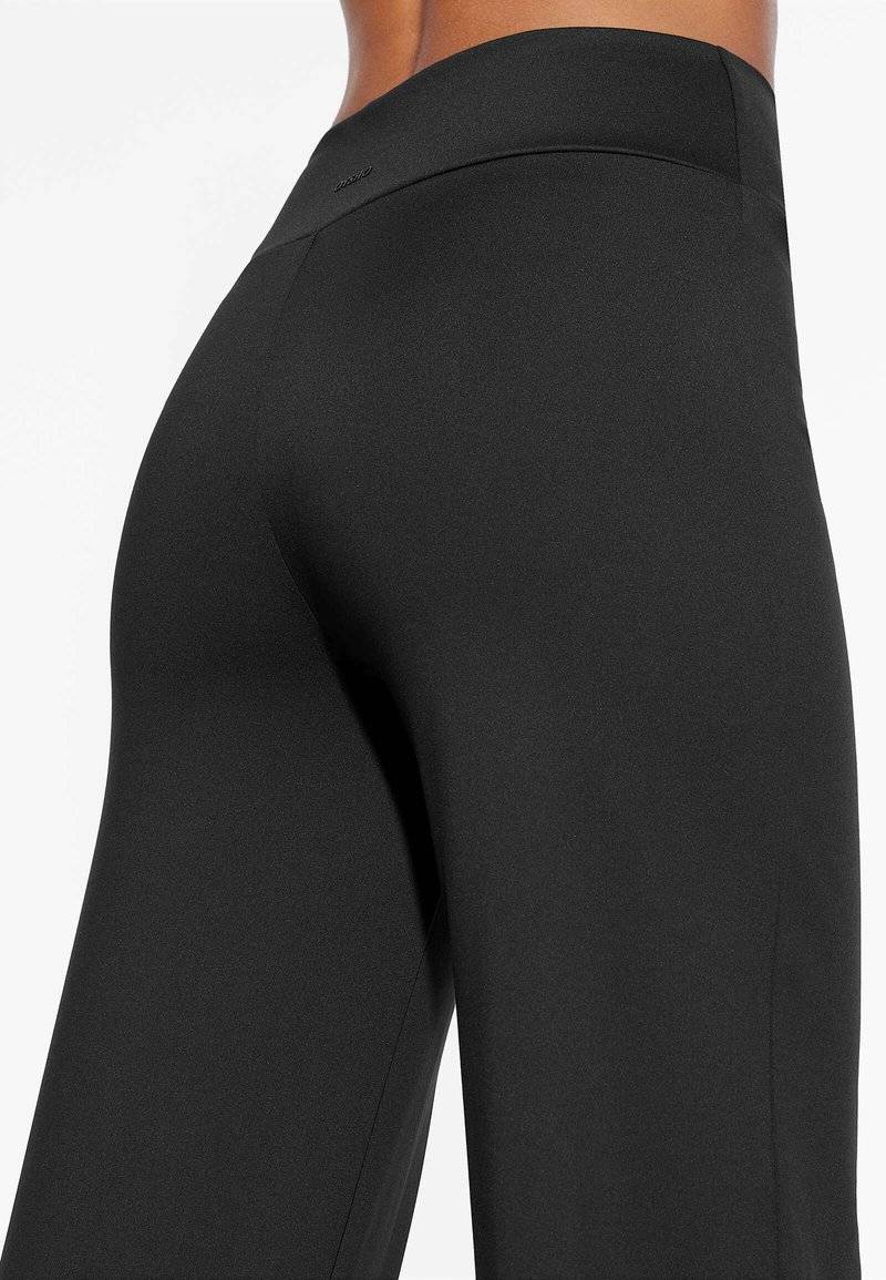 OYSHO OYSHO HIGH-RISE COMFORTLUX STRAIGHT-LEG - Trousers - black Black Friday