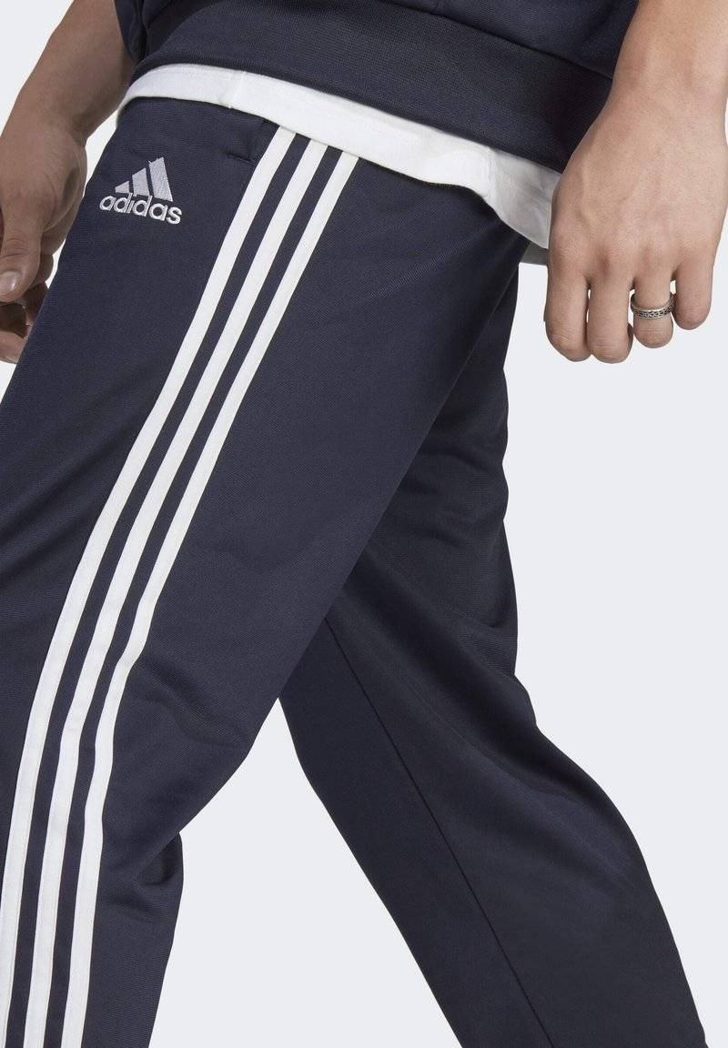 adidas Sportswear adidas Sportswear BASIC 3-STRIPES TRICOT TRACK SUIT - Tracksuit Top Angebot