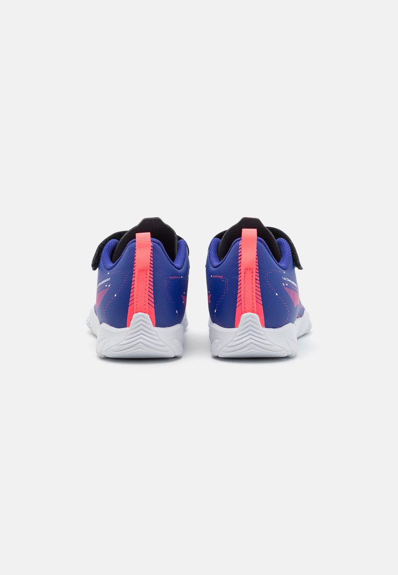 Puma Puma ULTRA 5 PLAY IT JR UNISEX - Indoor football boots Kostenloser Versand international
